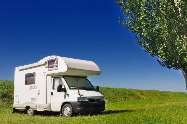 filling-up-and-parking-your-motorhome-2